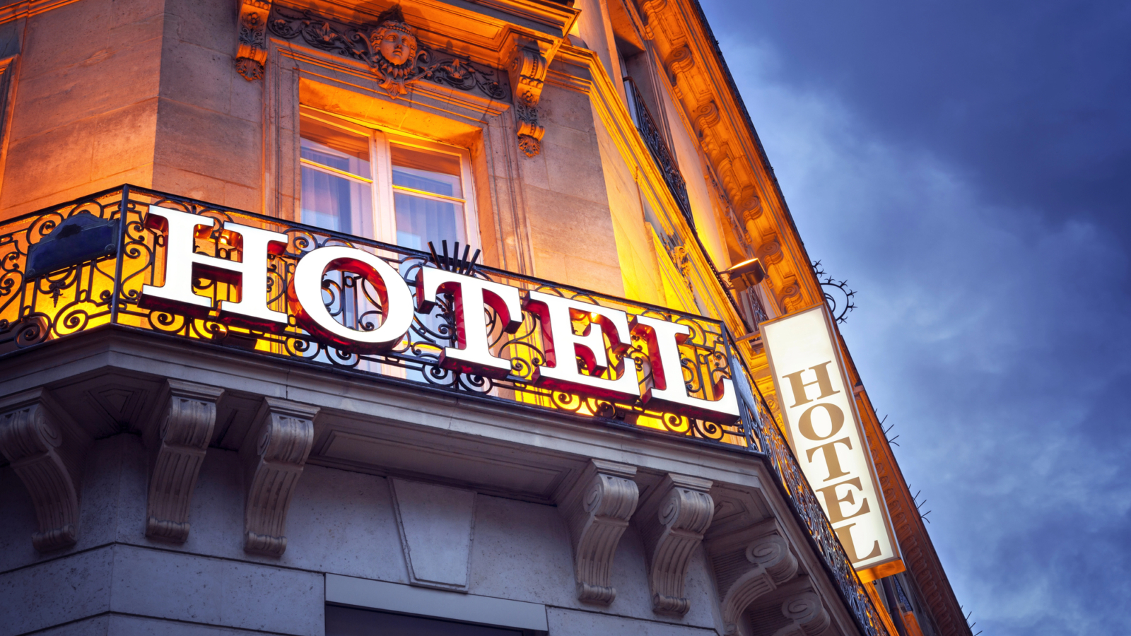Depositphotos_298348252_L